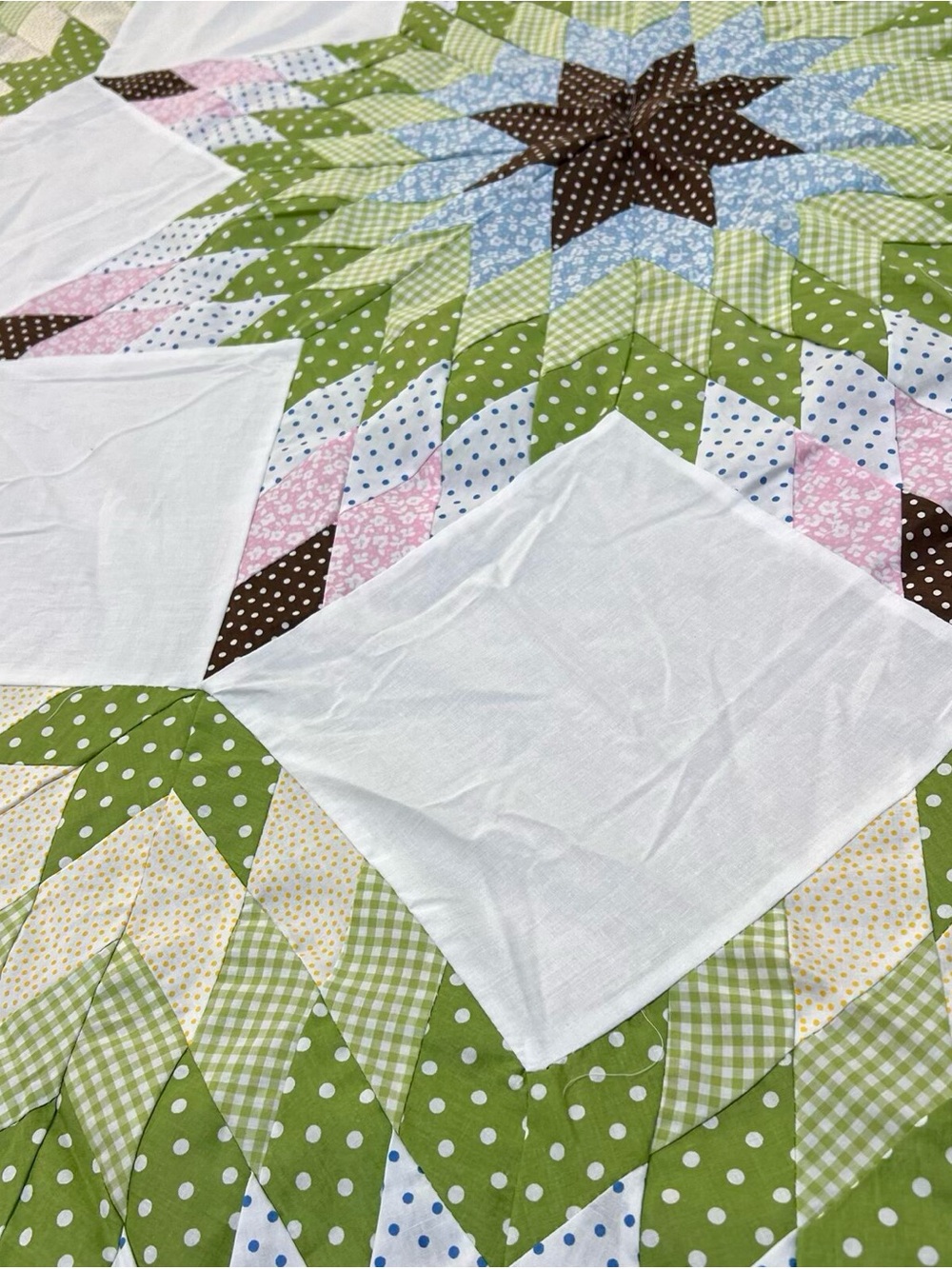 Handmade Spiral Texas Lone Star 100%Cotton Queen size Patchwork Quilt Top/Topper - Picture 3 of 4
